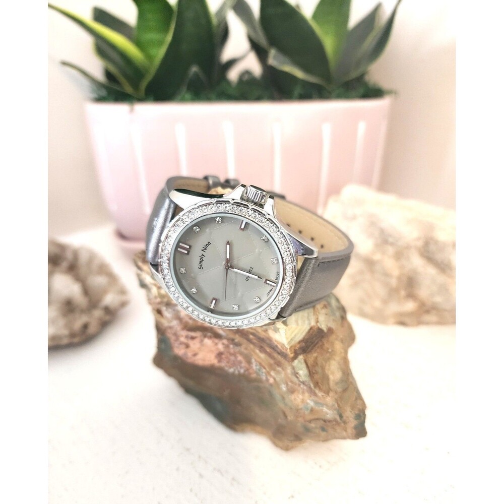New Simply Nina by Nina Raye Fashion Quartz Wristwatch - Running